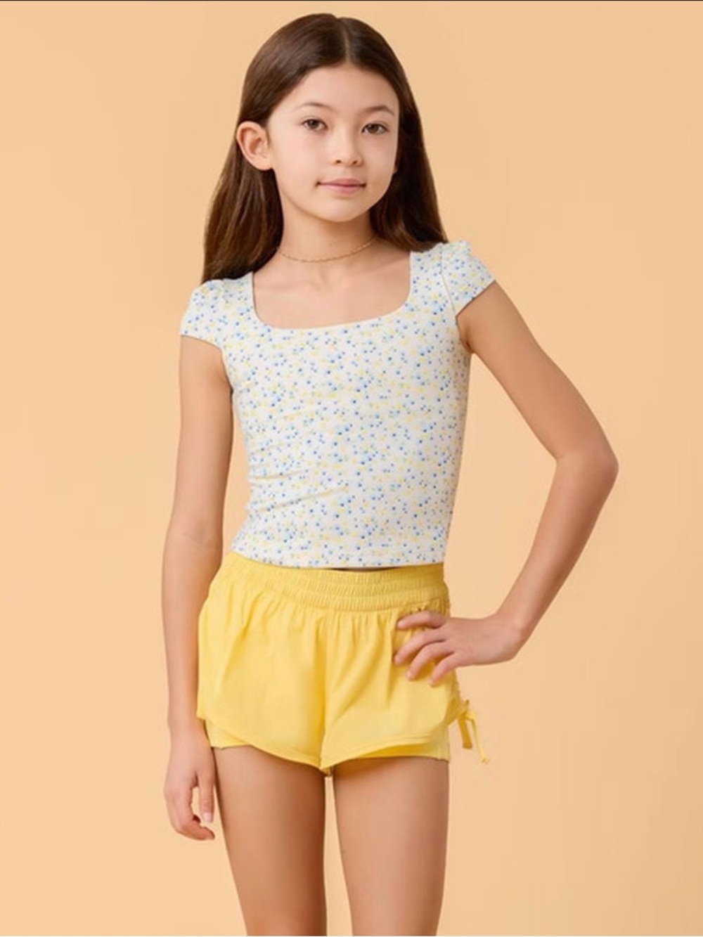 Blogilates Girls' Mommy & Me Princess Cap
Sleeve T-Shirt 14